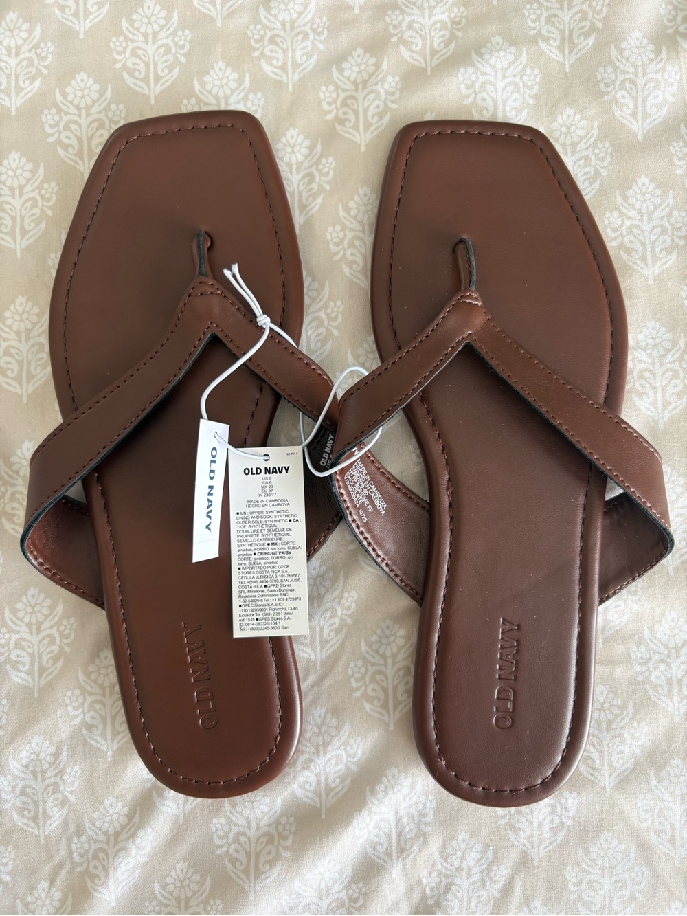 Old Navy Women's Brown Square-Toe Thong Sandals
